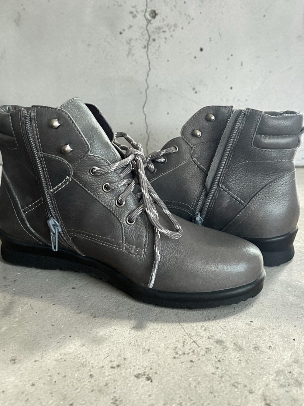 David Tate Metallic Gray Lace-Up Ankle Boots with Side Zipper
